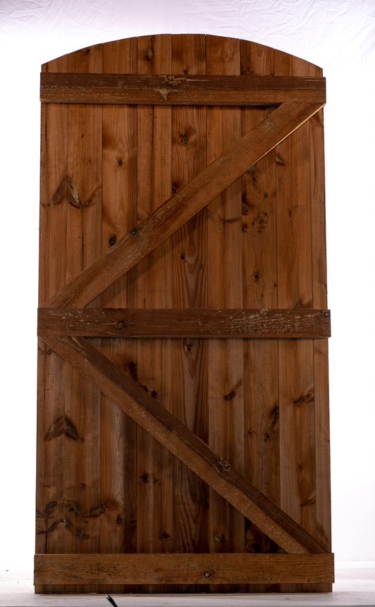 Brown Tongue and Groove Round Top Gate