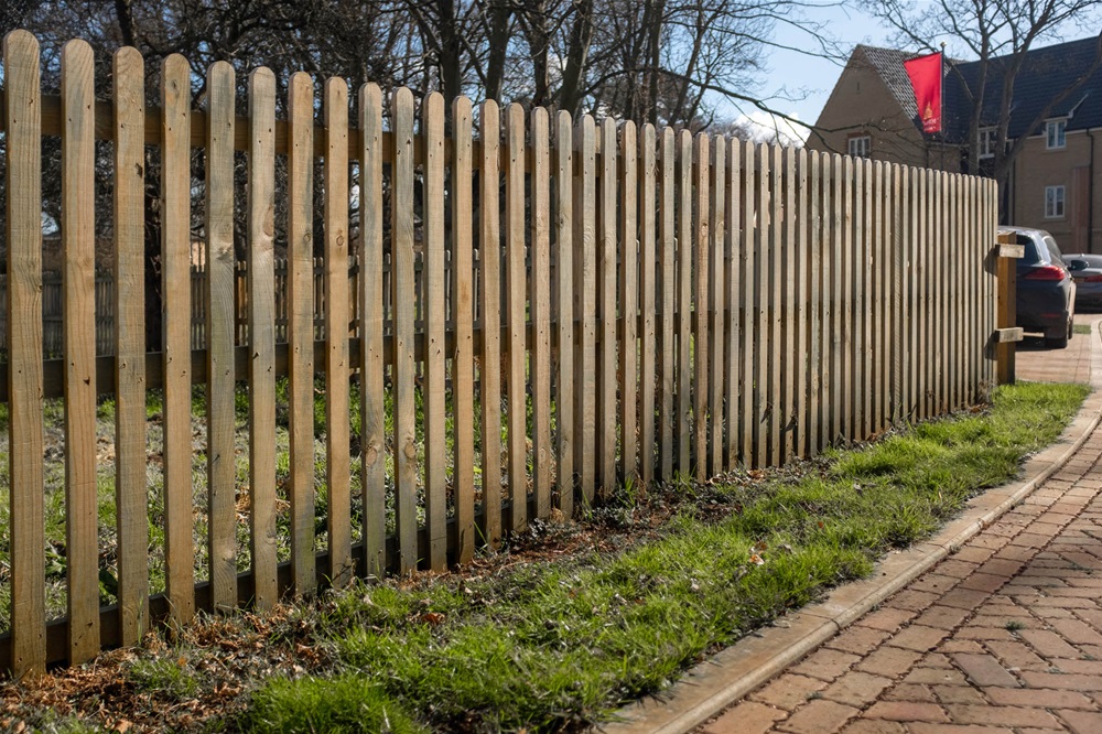 6ft x 4ft Green Picket Rounded Panels 