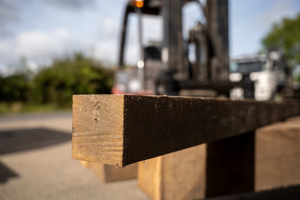 2400 x 100 x 100 Plain Oak Post